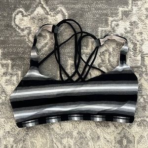 Lululemon sports bra